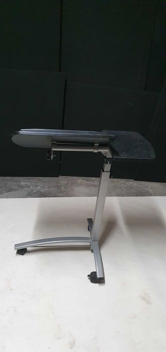 Height-Adjustable Side Table434417316681502722