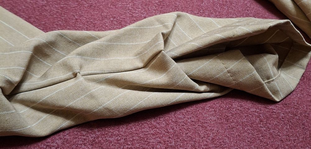 Garnitur damski, ciemny bez/karmel