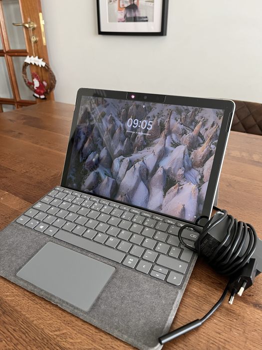Microsoft Surface Go 2 com teclado