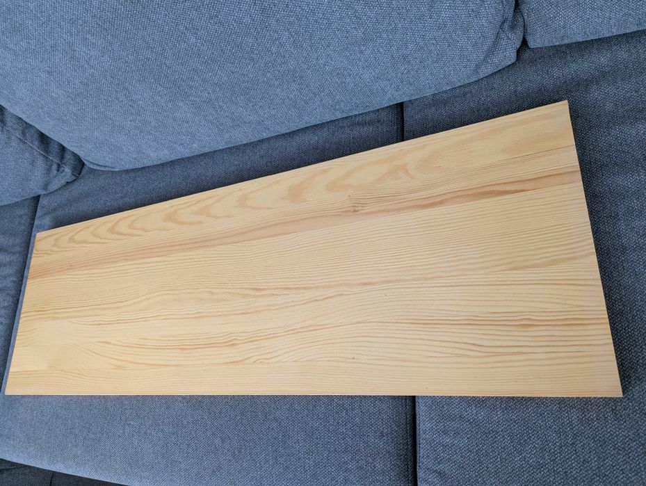 Półki sosnowe lakierowane 60cm x 32.5cm x 1.8mm