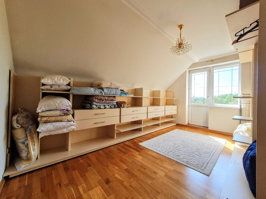 Здається 5-ти кімнатний БУДИНОК з ремонтом, котел на дровах/генератор.