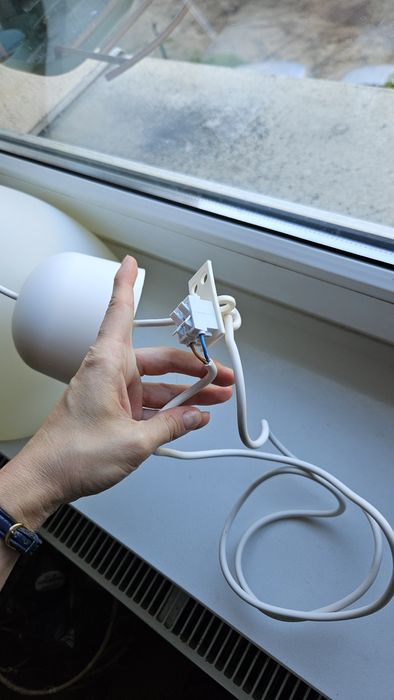 Lampa sufitowa Ikea Melodi E27 mleczny klosz 28cm OPIS