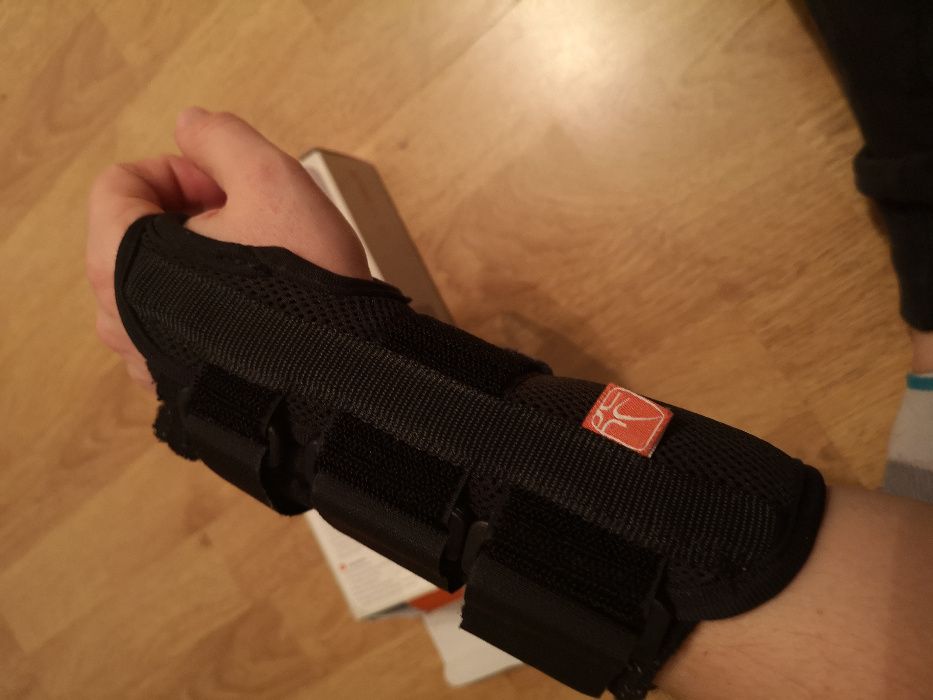 Stabilizator nadgarstka Polfit 19 Orthoservice