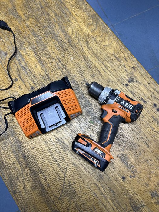 Шуруповерт AEG BS18C2XLI-202C