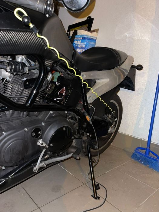 Buell- motor harley 1200