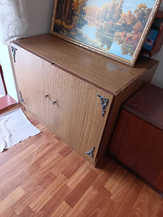 Продається шафа, сервант, тумба .