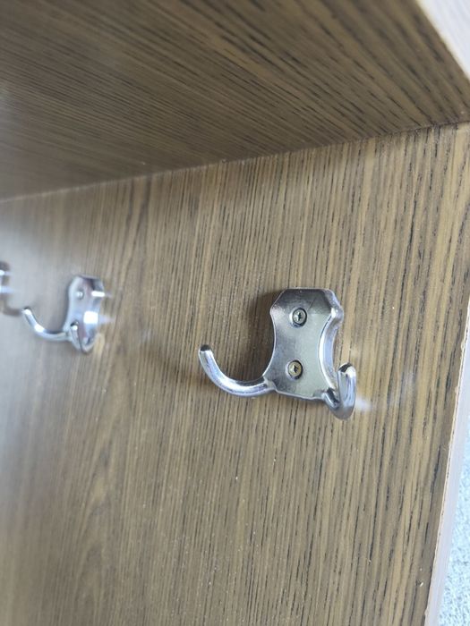 вішалка деревяна настінна