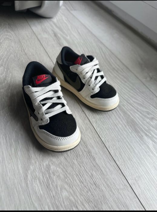 Air Jordan 1 Retro Low OG SP Travis Scott Olive Bébé