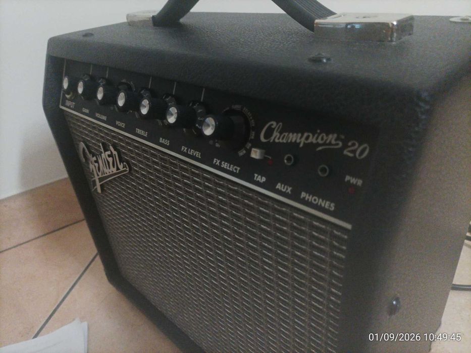 Amplificador Fender Champion 20