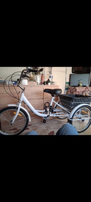 Bicicleta/triciclo nova a estrear