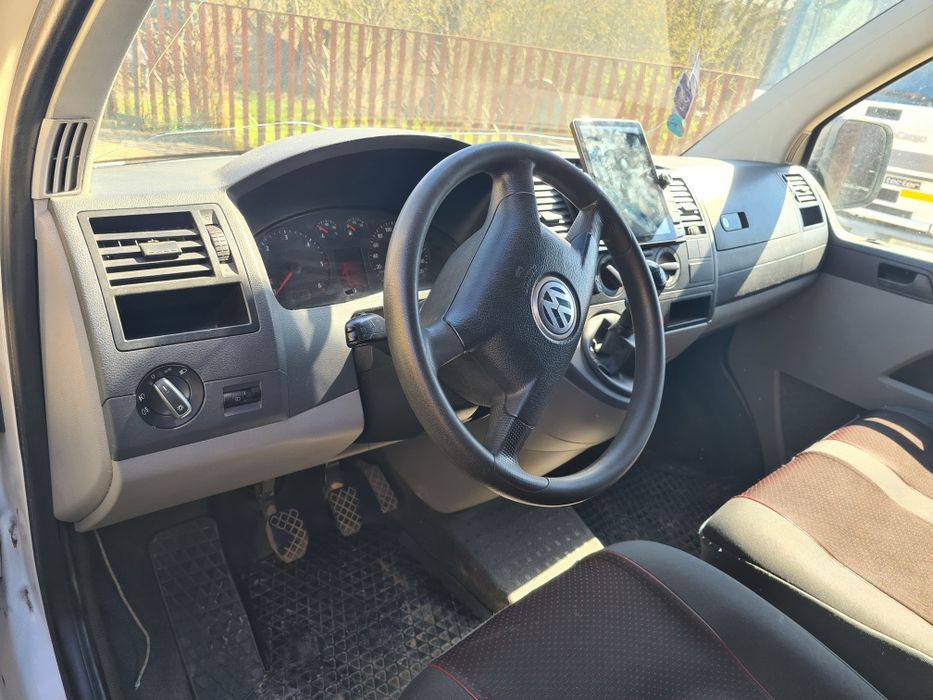 Volkswagen T5   4 motion