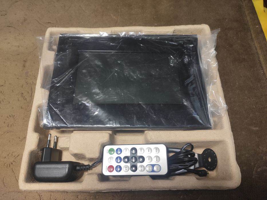 Цифрова фоторамка MAG