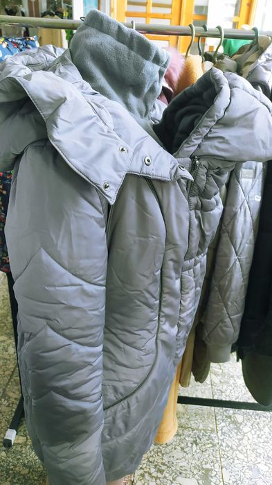 Зимова куртка для вагітних