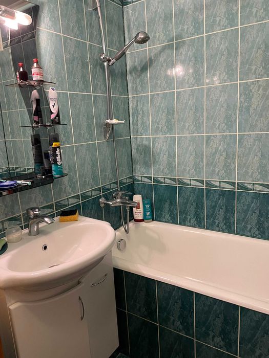 Продається 3-х кімнатна  квартира м. Бахмач