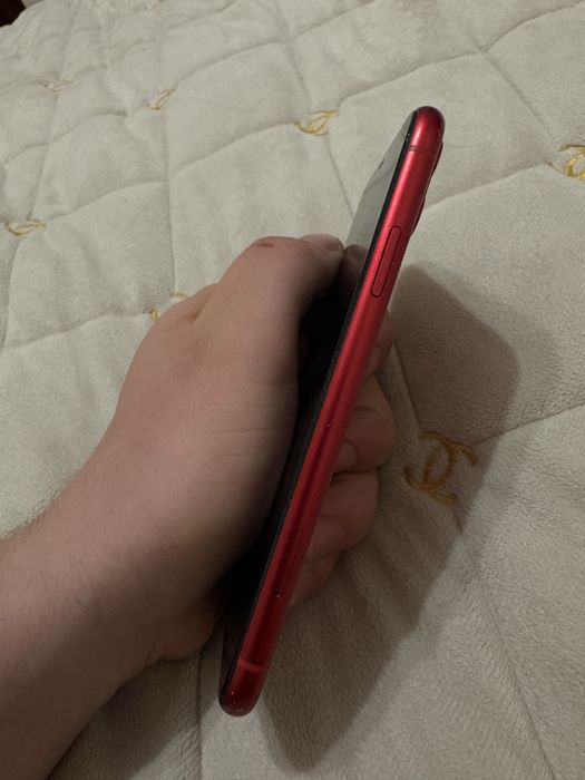Iphone 11 128gb (red product)