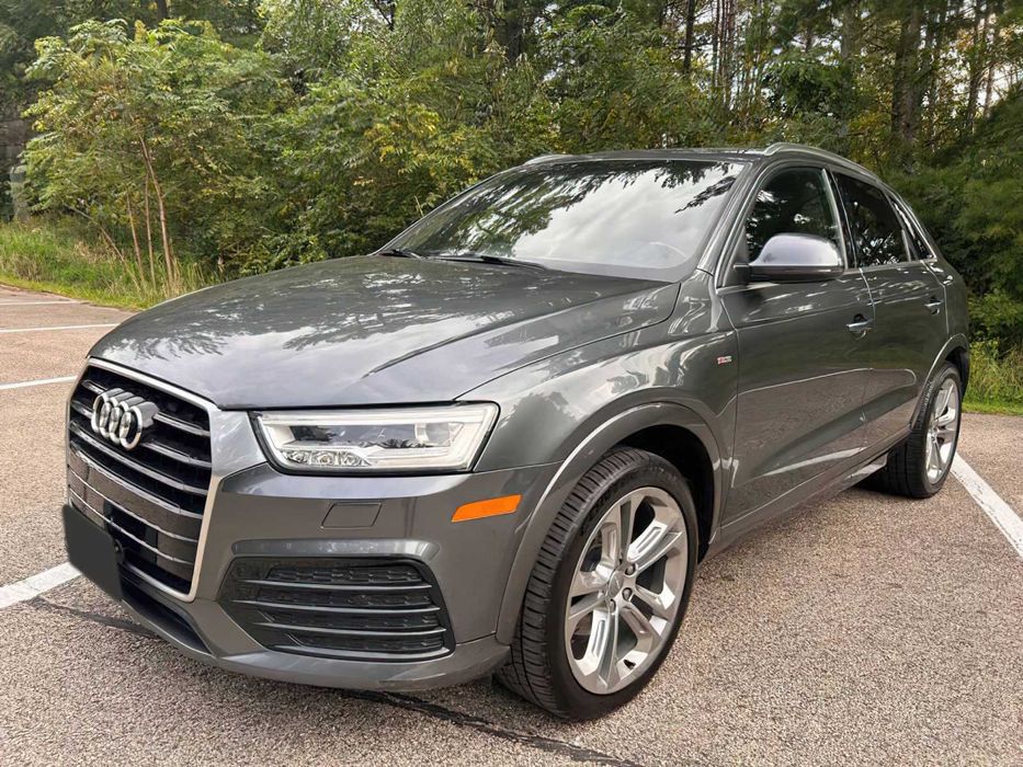 Audi Q3      2018