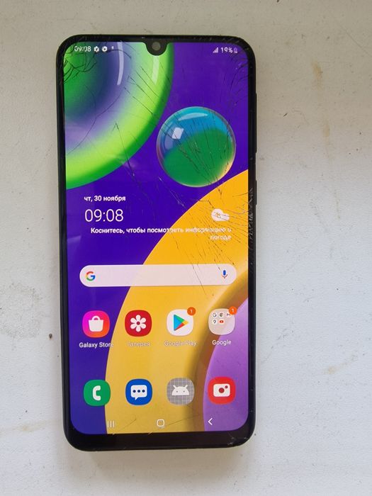 Samsung m21 m215f рабочий с битим єкраном