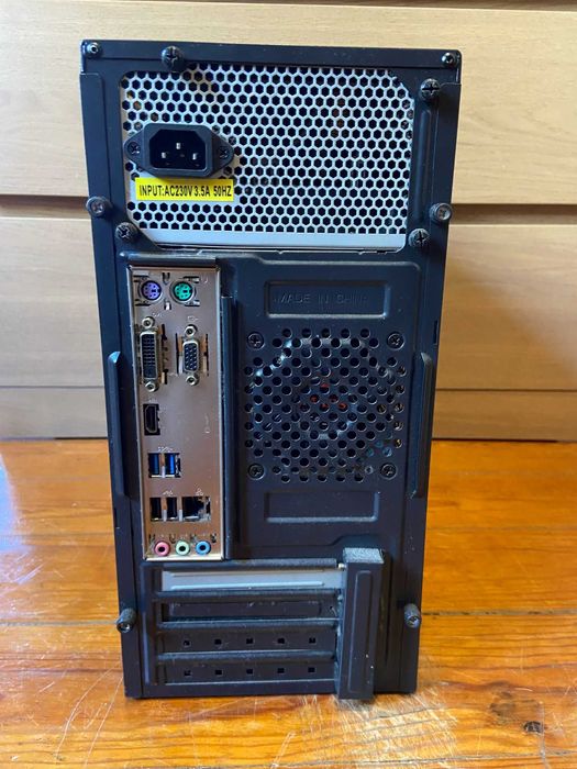 Setup, Torre mais ecrã