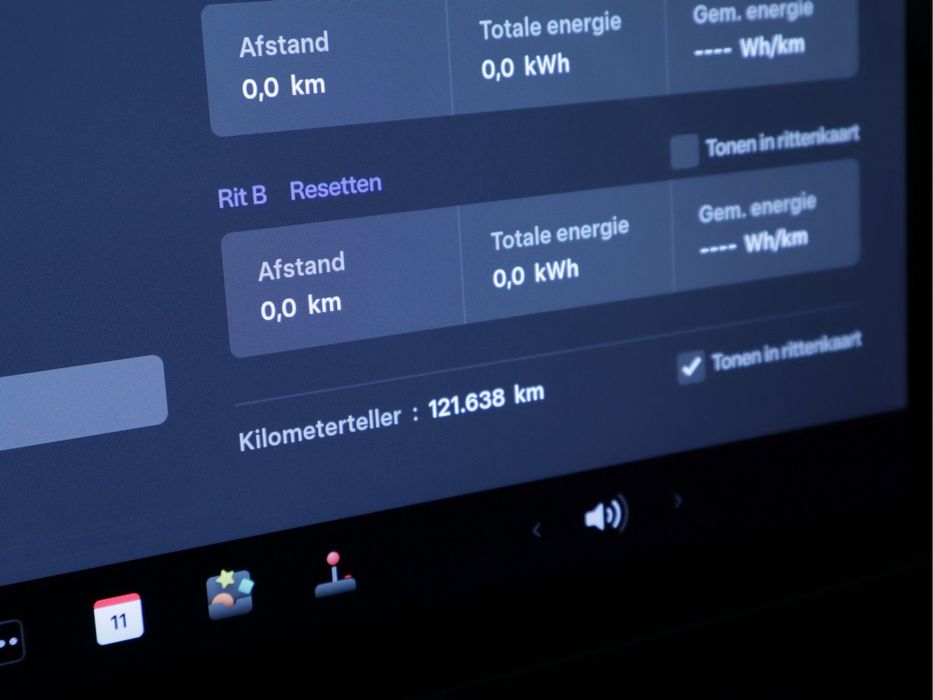 Tesla Model 3 — fotografia 8