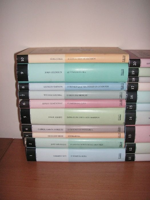 Colecção / Coleção Mil Folhas