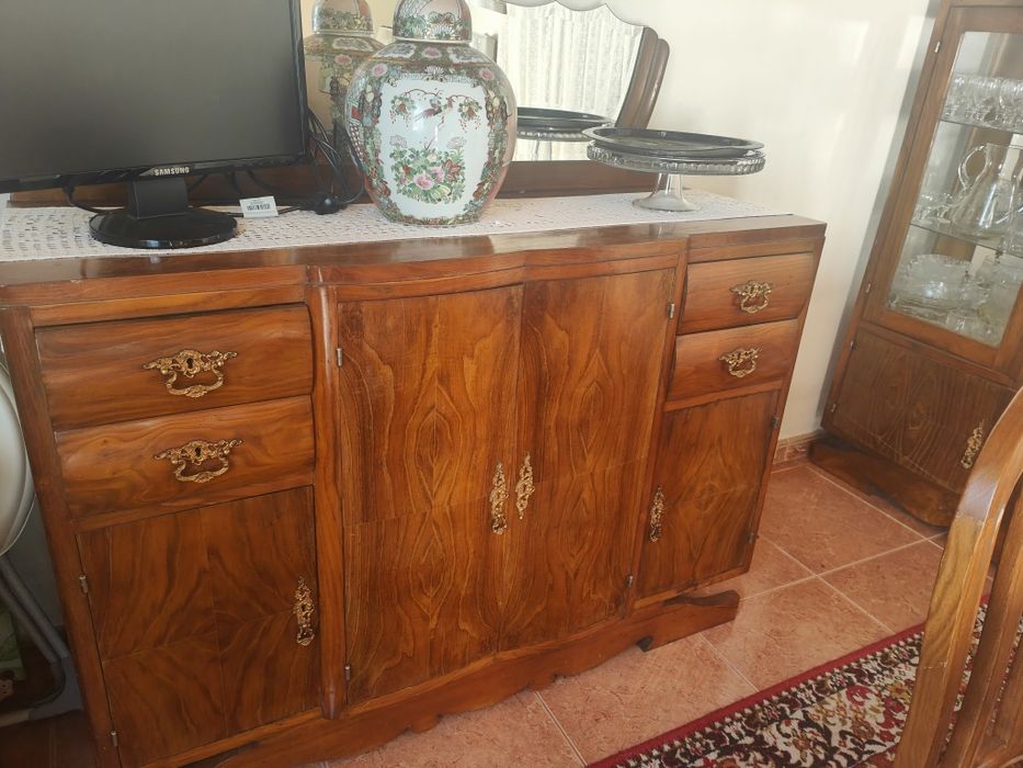 Móveis antigos de sala