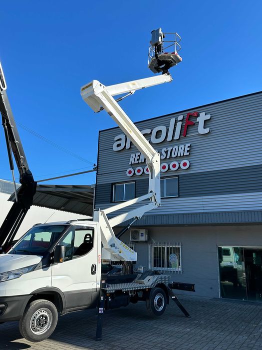 Aluguer de Carrinha com Plataforma Telescópica 20m!
