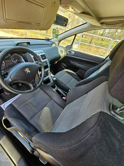 Peugeot 307 Benzyna 1.6 - 220 tys km