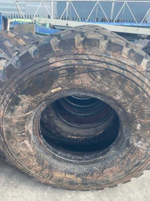 365/85R20 Michelin XZL