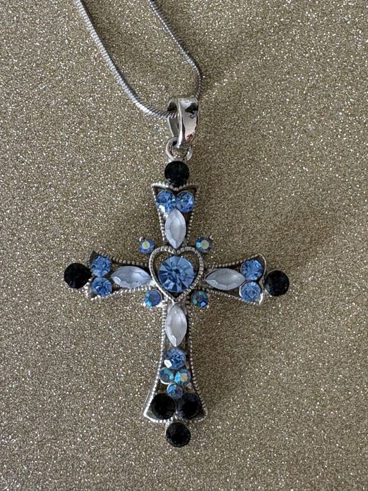 Хрестик з кристалами Swarovski