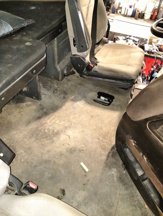 Korekta lakieru i odświeżanie wnętrza samochodu już od 300pln