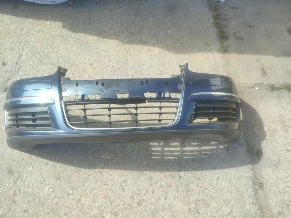 Бампер передній Фольксваген гольф 5 універсал LC5F