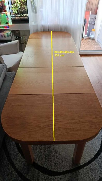 Stól rozsuwany 80 x 90 z możliwością powiększenia do 237 cm.
