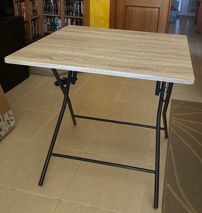 Mesa dobrável 4 lugares 80cm x 80cm
