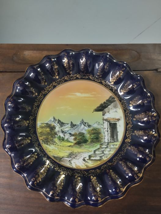 Prato em porcelana de Alcobaça