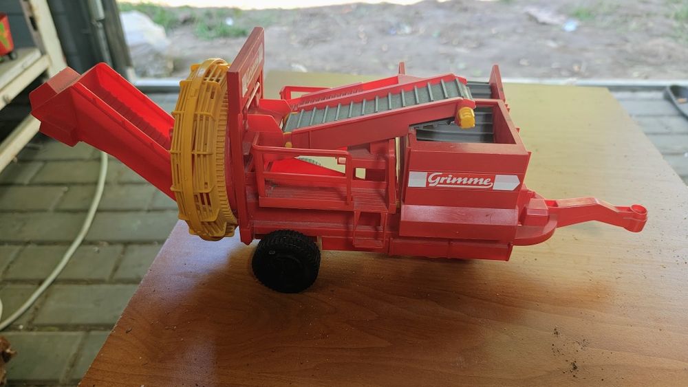 Bruder grimme kombajn