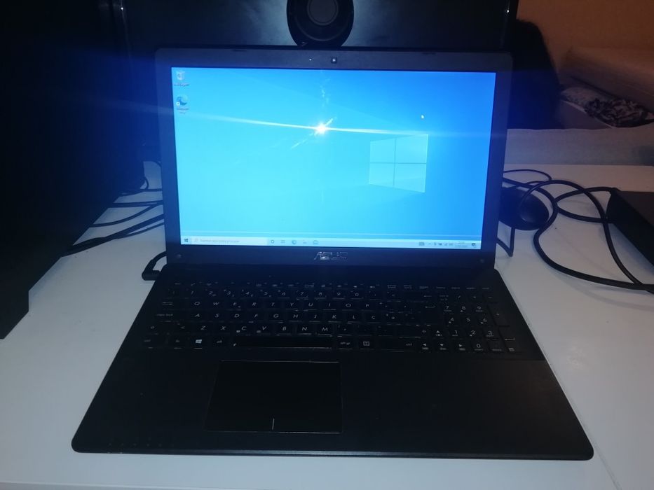 Portátil asus X552 15.6