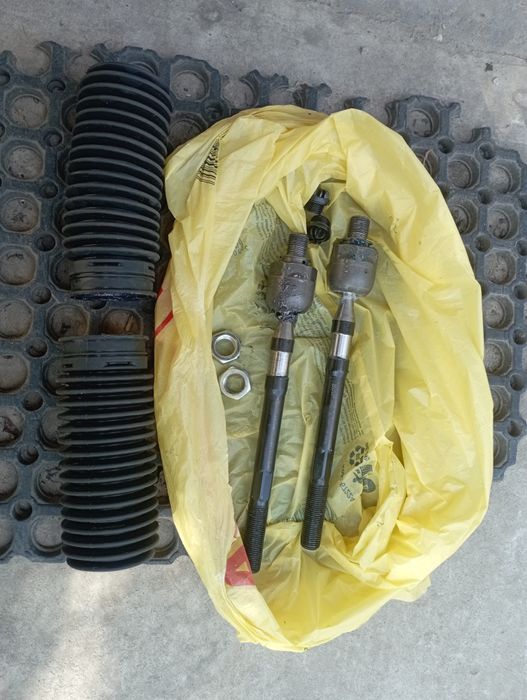 Тяги рульової рейки та пильніки Hyundai Tucson