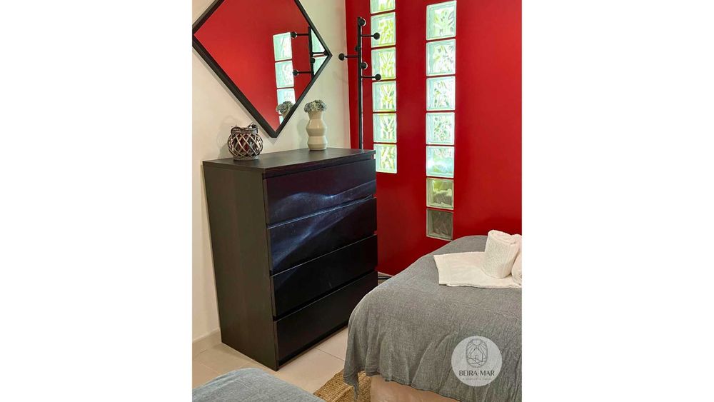 Casinha Sub-Vila T2 junto à PSP c/Lugar de Garagem