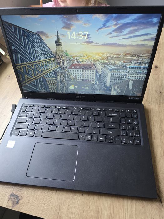 laptop Acer Extensa 15 (model EX215-54-32BY)