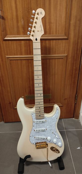 Fender stratocaster Ritchie Kotzen 2023 como nova