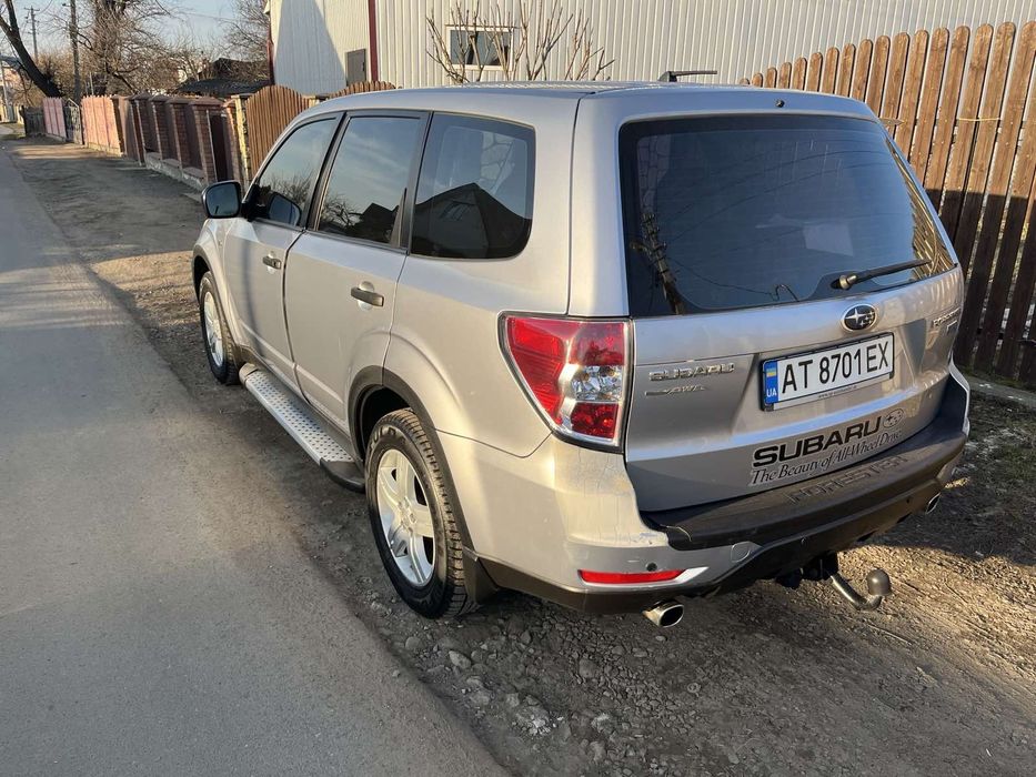 продам Subaru Forester  2013