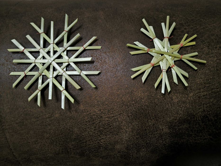 Форми (станочки)  для створення сніжинок з соломи