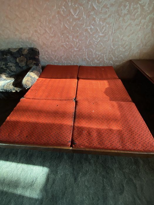 Меблі безкоштовно