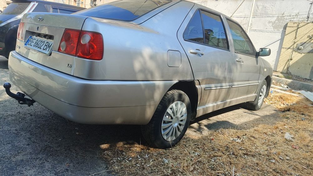 Чері амулет 2007