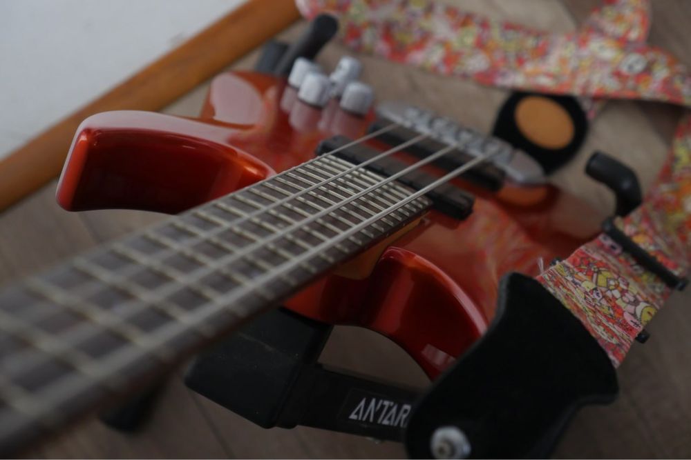 Gitara basowa Traben Standard 4