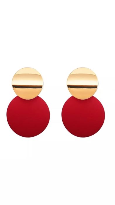 Brincos e acessórios