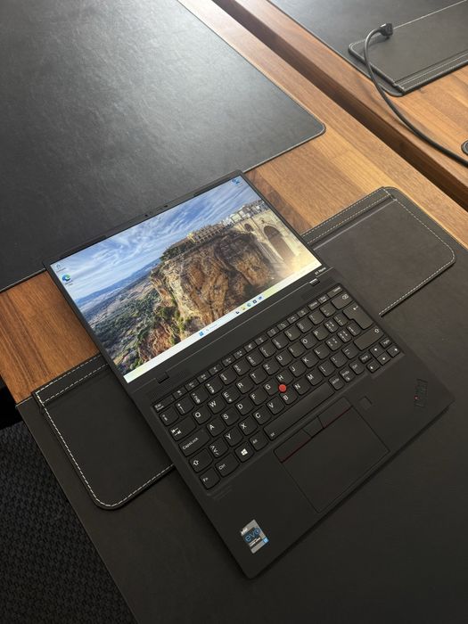 Portátil Lenovo Thinkpad X1 Nano Carbon