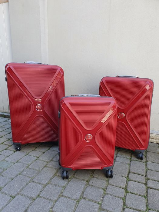 SNOWBALL 84803 Франція валізи чемоданы сумки на колесах