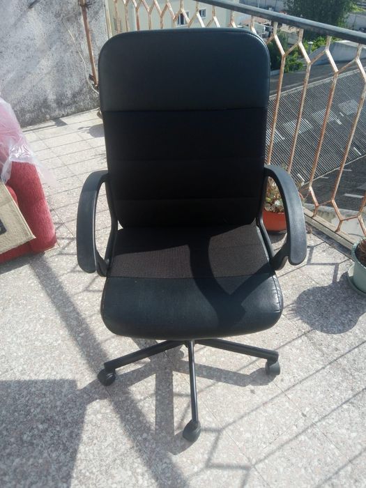 Cadeira de escritório/ computador