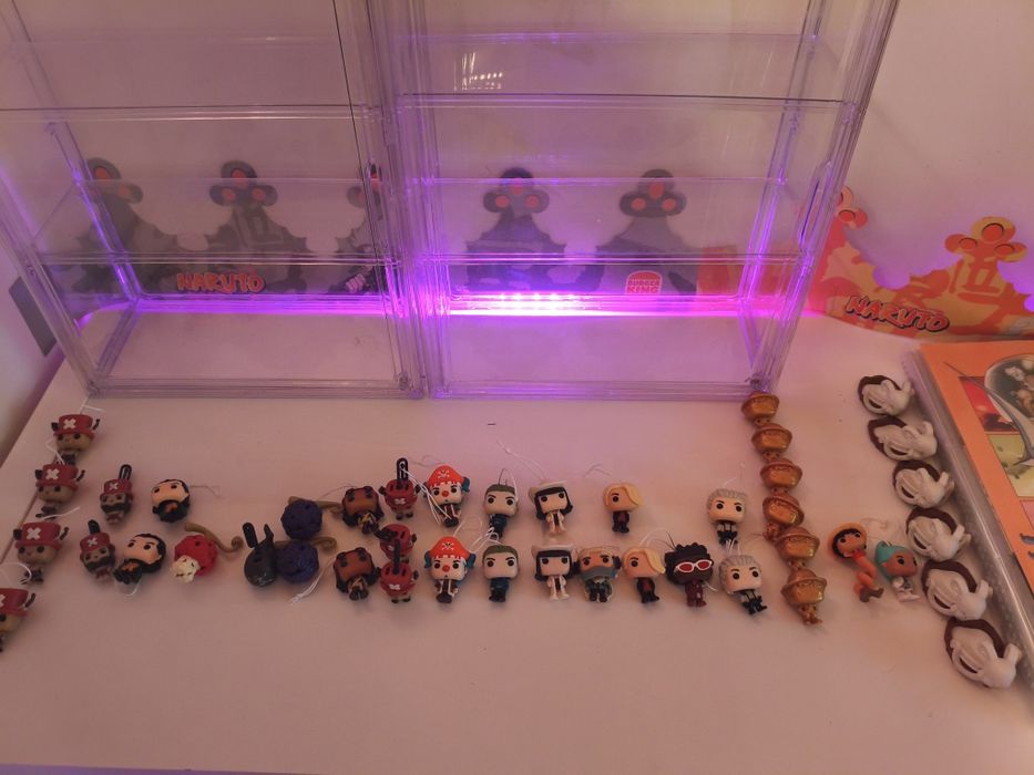 One piece kinder joy